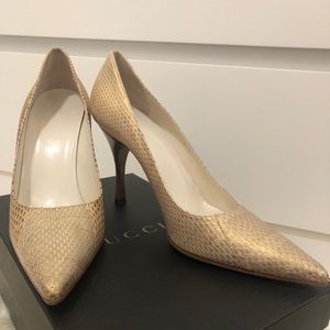 Gucci Ayers Gold Pointy Heels